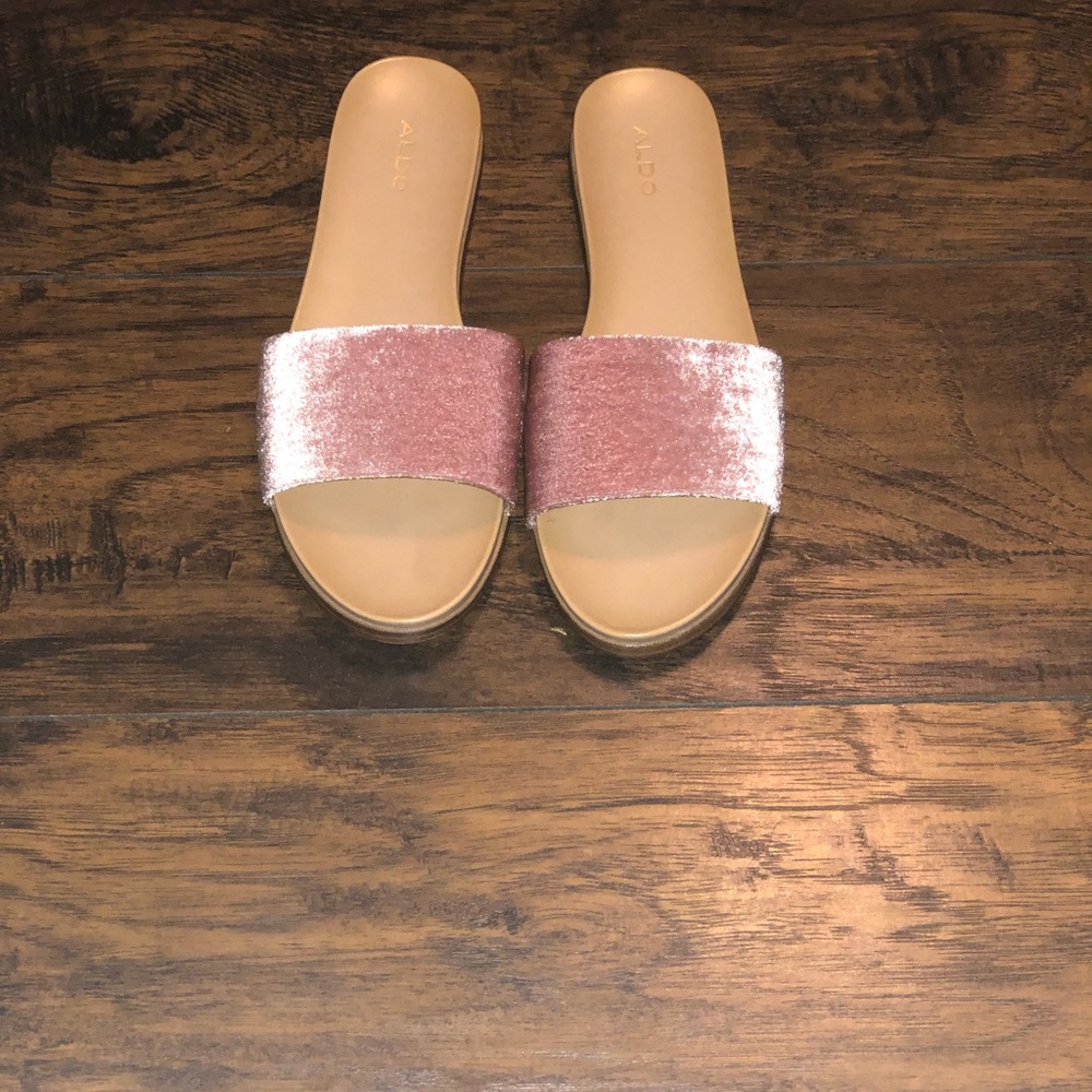 ❌SOLD❌ Aldo | Pink Sandals - Picture 4 of 8